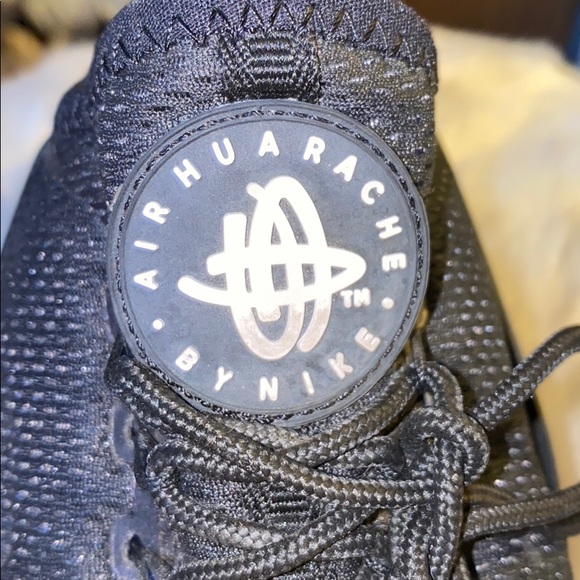 Nike’s - Picture 3 of 3